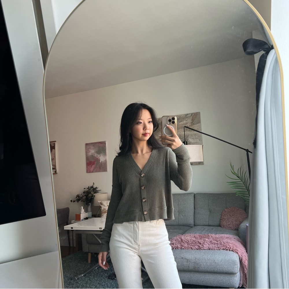 Abercrombie ribbed cardigan sweater